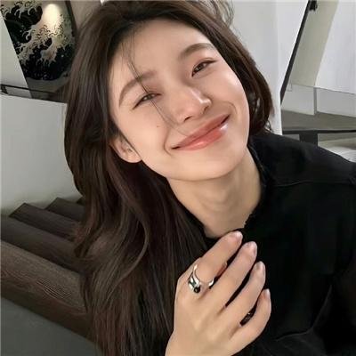 闪婚后我成了全家的心尖宠